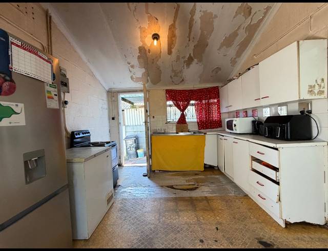 3 BEDROOM HOUSE FOR SALE IN CLOETESVILLE